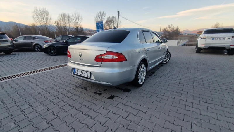 Skoda Superb ЛИЗИГ, снимка 2 - Автомобили и джипове - 48631416