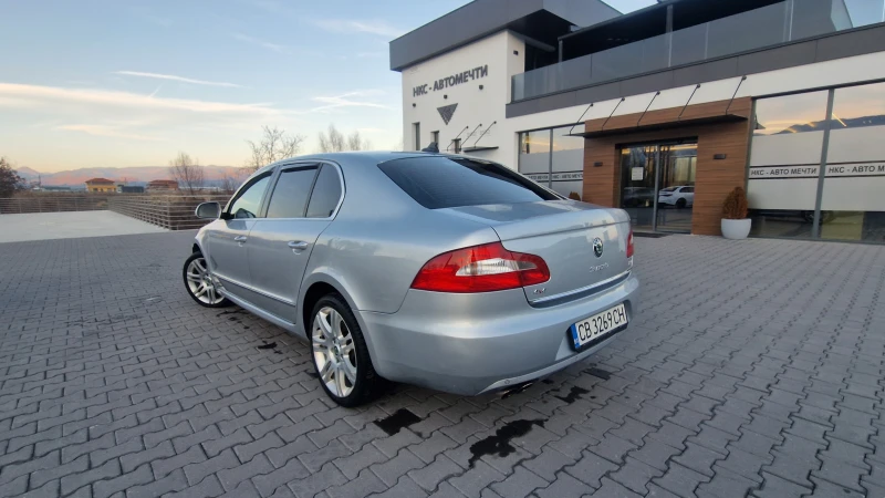 Skoda Superb ЛИЗИГ, снимка 4 - Автомобили и джипове - 48631416