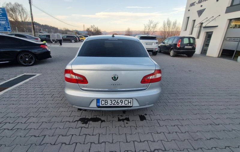 Skoda Superb ЛИЗИГ, снимка 7 - Автомобили и джипове - 48631416