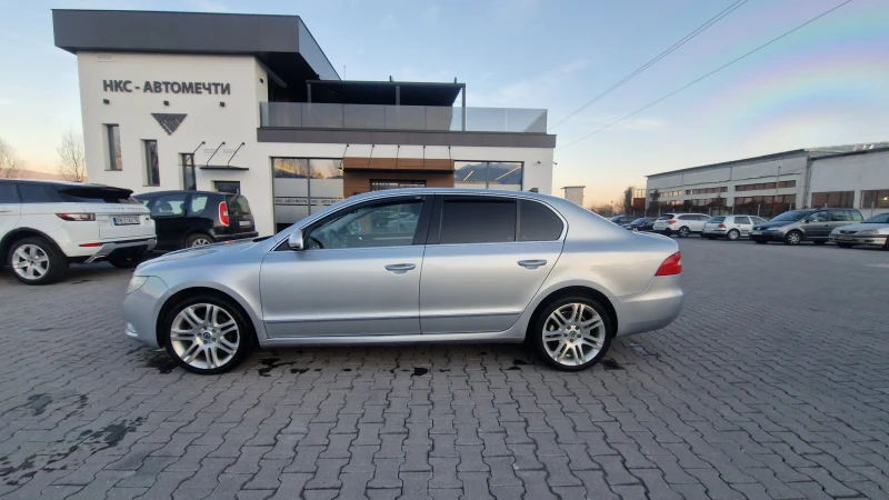 Skoda Superb ЛИЗИГ, снимка 6 - Автомобили и джипове - 48631416