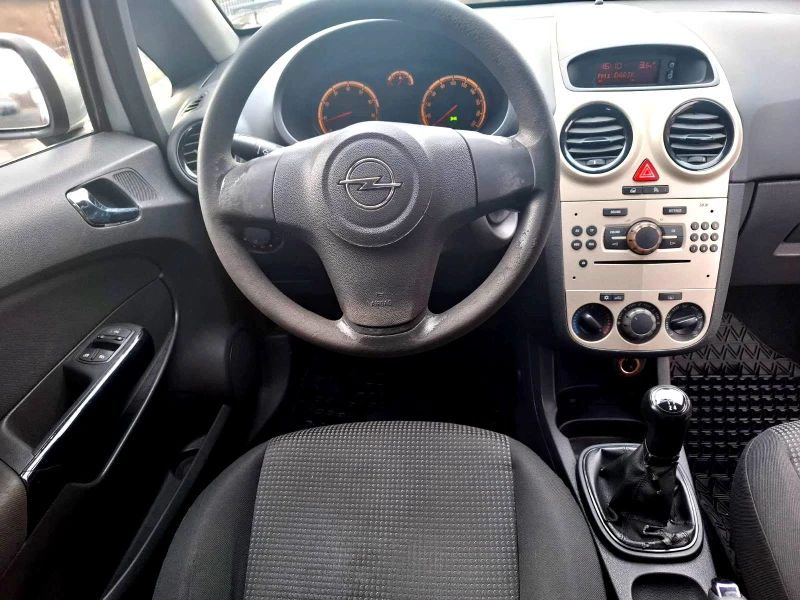 Opel Corsa 1.2 , снимка 12 - Автомобили и джипове - 48796924