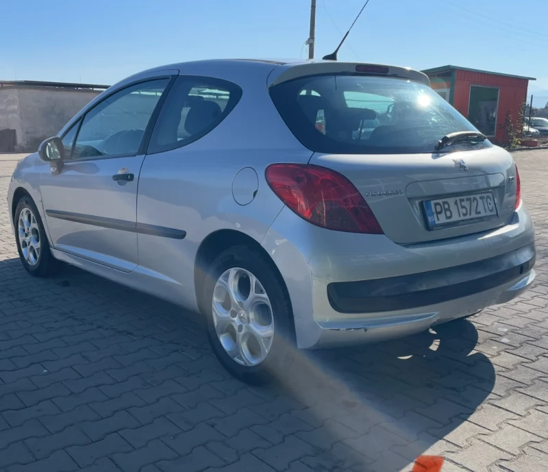 Peugeot 207 1.4 HDI !!! РЕАЛНИ КМ !!!, снимка 7 - Автомобили и джипове - 49207941