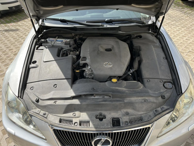 Lexus IS 220d, снимка 6 - Автомобили и джипове - 49598821