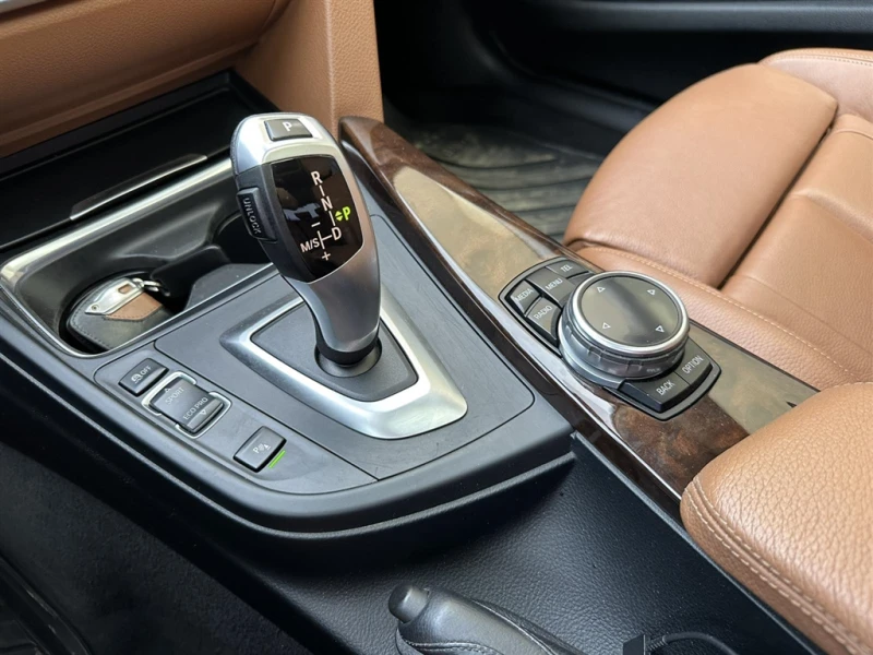 BMW 335 xDrive Gran Turismo, снимка 11 - Автомобили и джипове - 49928097