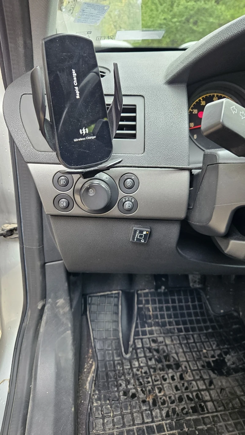 Opel Astra H, 1.4 LPG Каско, снимка 14 - Автомобили и джипове - 52332478