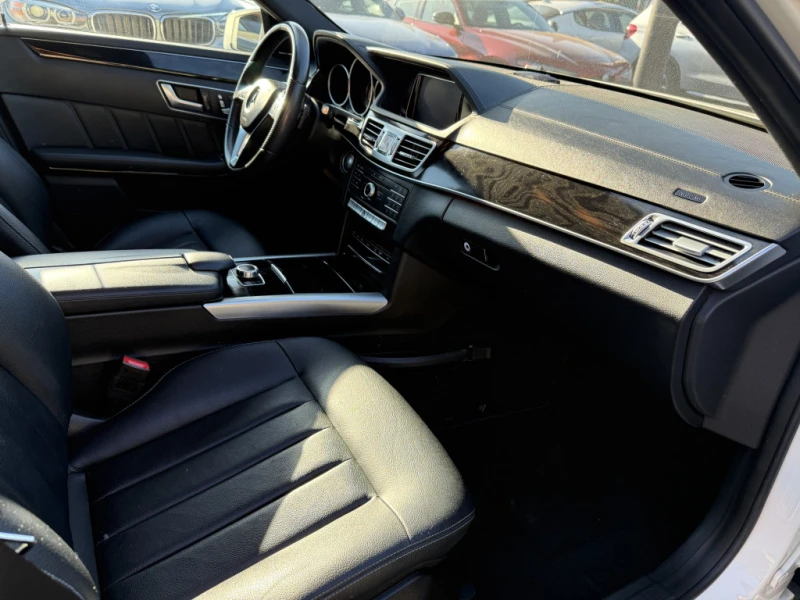 Mercedes-Benz E 400 Distronic* АВТОКРЕДИТ, снимка 11 - Автомобили и джипове - 52750134