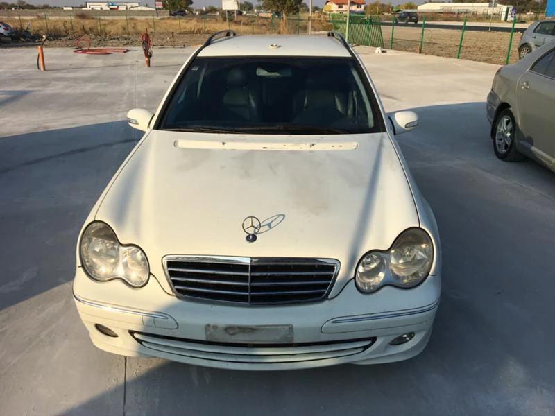 Mercedes-Benz C 220 C220 CDI-150к.с, снимка 1 - Автомобили и джипове - 26819165