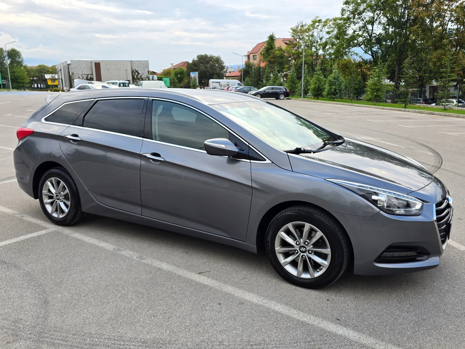 Hyundai I40  cw blue Facelift  Automatic  - изображение 3