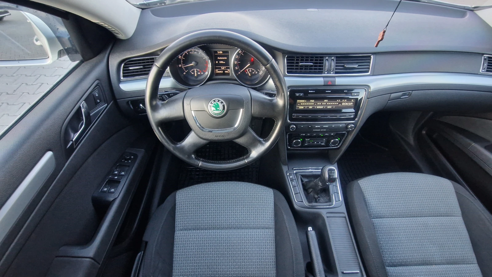 Skoda Superb ЛИЗИГ | Mobile.bg — изображение 14