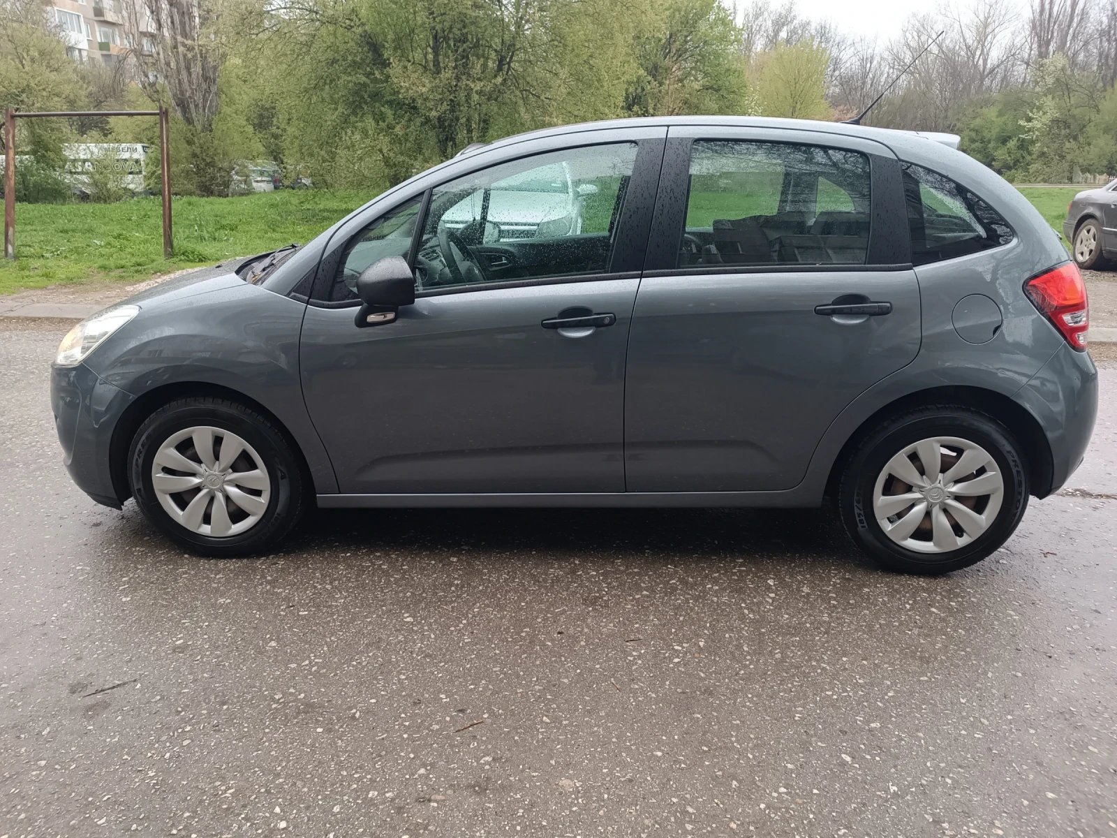 Citroen C3 1.1 i 67 000 км. - изображение 5