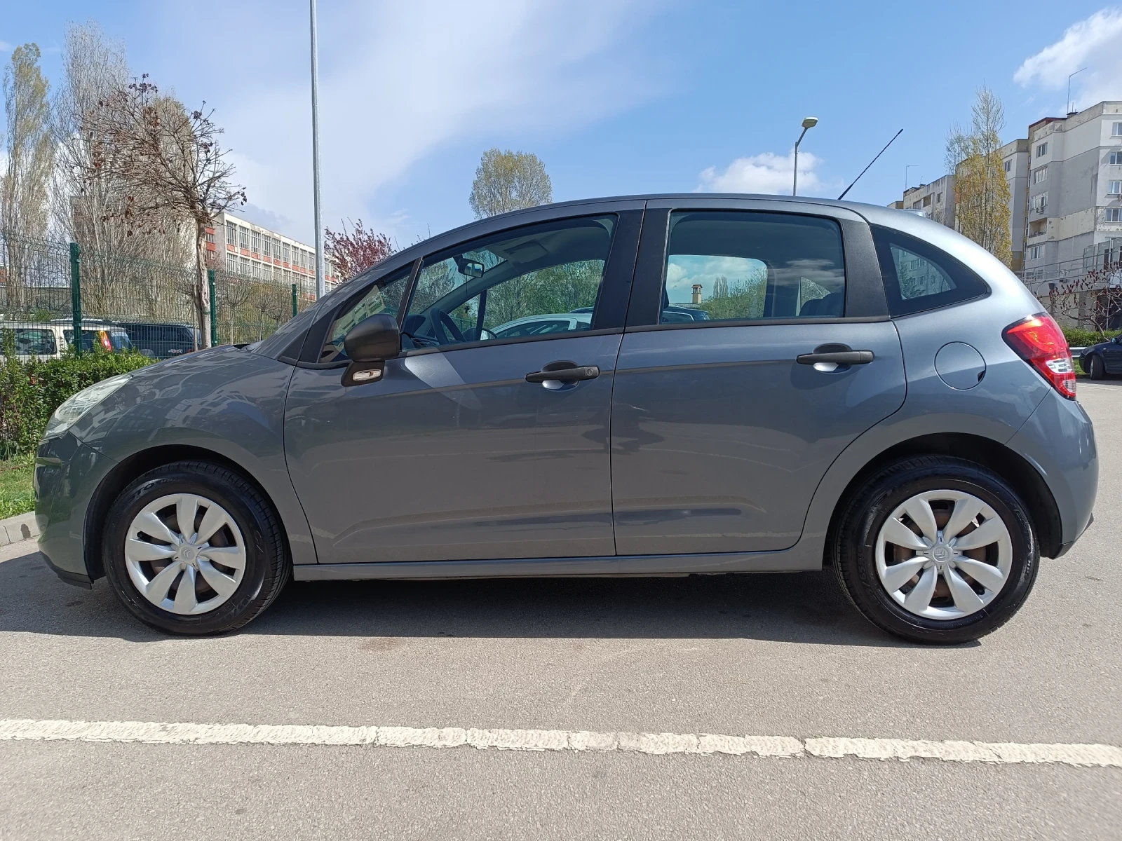 Citroen C3 1.1 i 67 000 км. - изображение 10