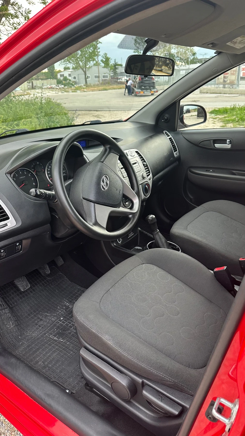 Hyundai I20 1.25 Евро 5 - изображение 8