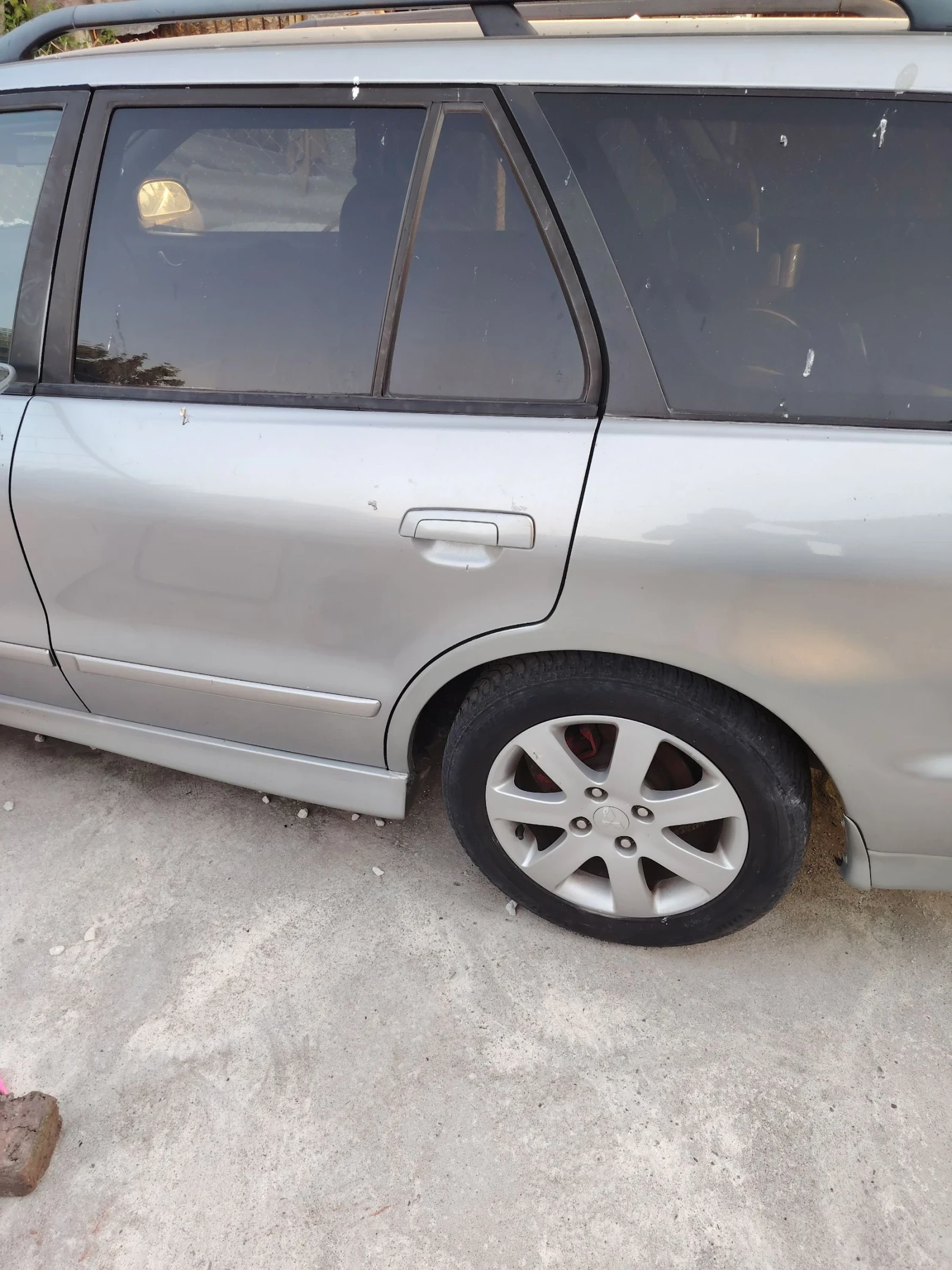 Mitsubishi Galant  - изображение 2