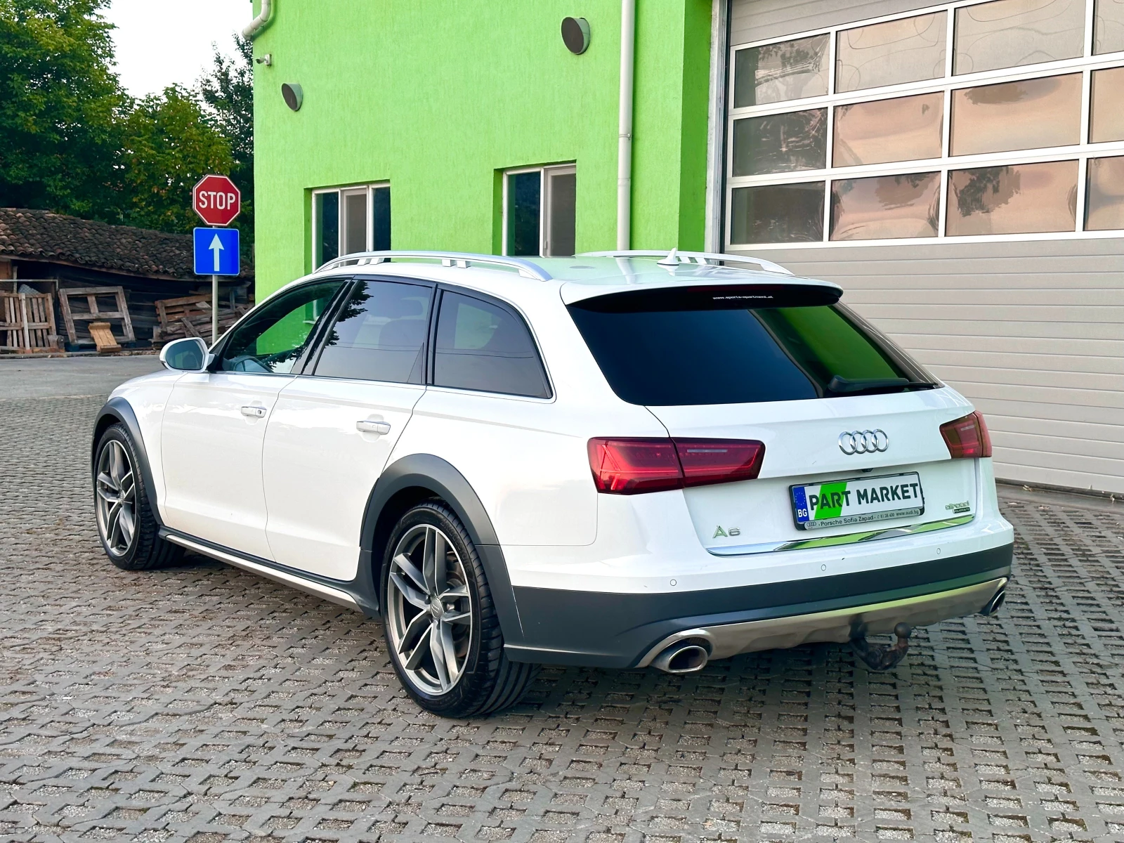 Audi A6  3.0TDI 272HP CRT MATRIX 360 ТЕГЛИЧ - изображение 3