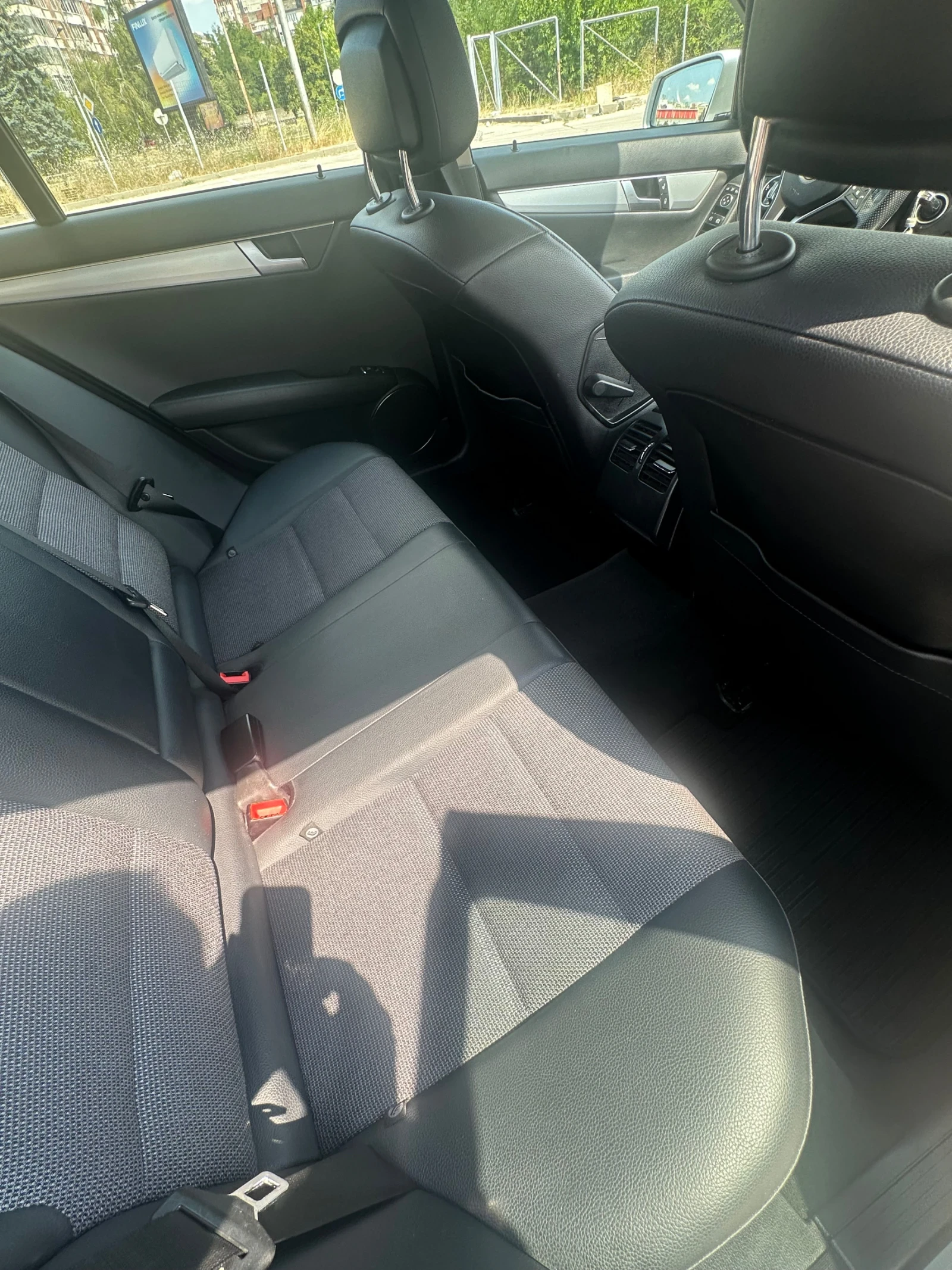 Mercedes-Benz C 250 W 204 - изображение 5