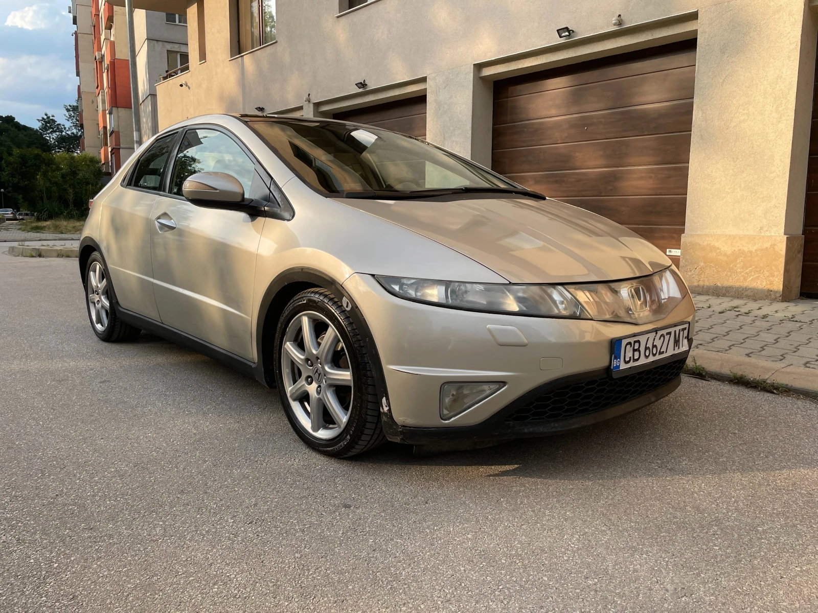 Honda Civic 1.8 MT + GAZ - изображение 2