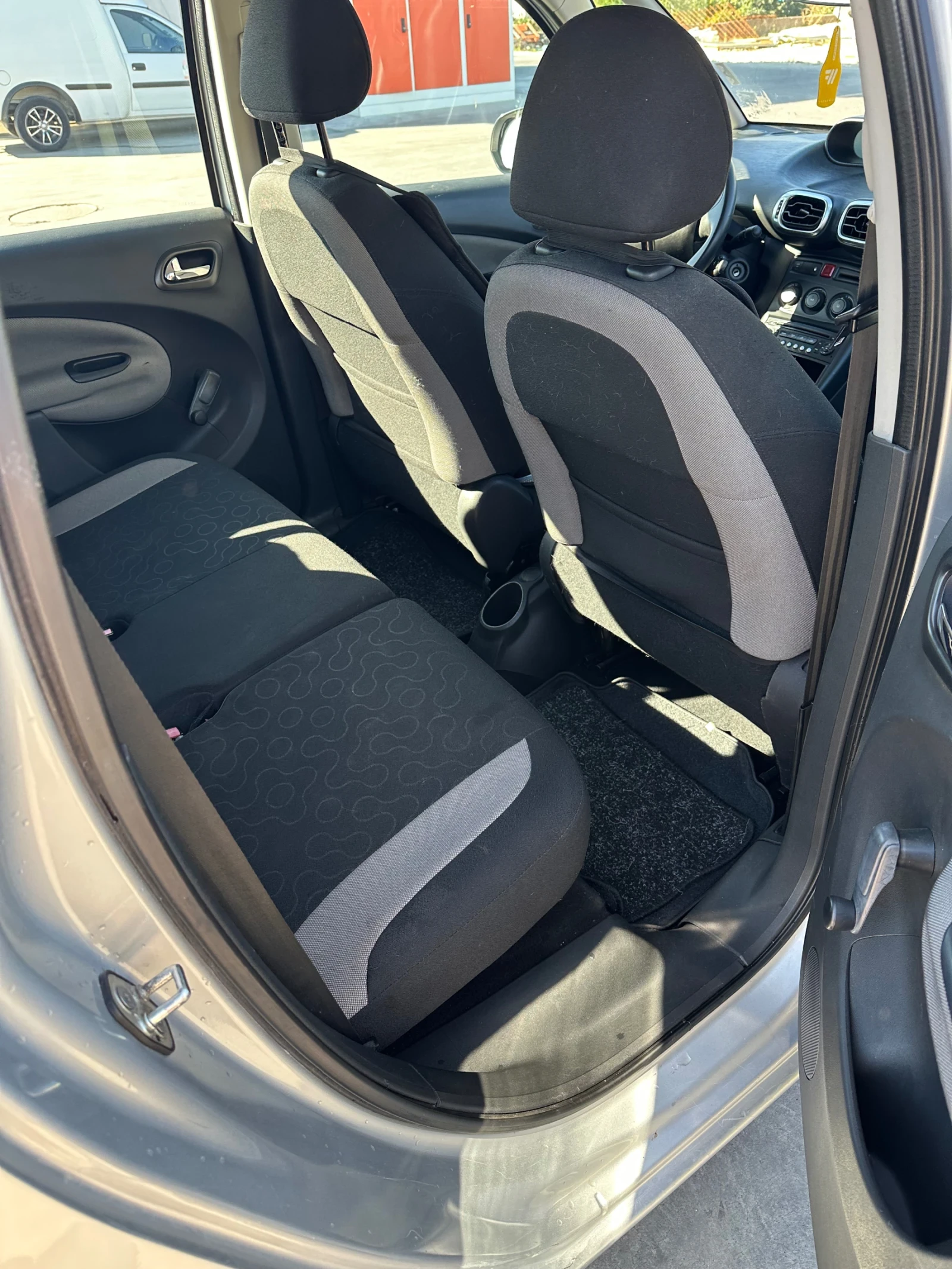 Citroen C3 Picasso 1.4I - изображение 6