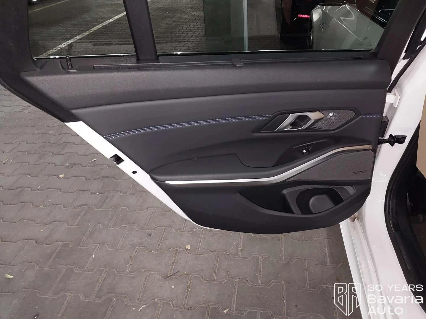 BMW 330 e xDrive Touring Sportautomatic M Sport Paket - изображение 7