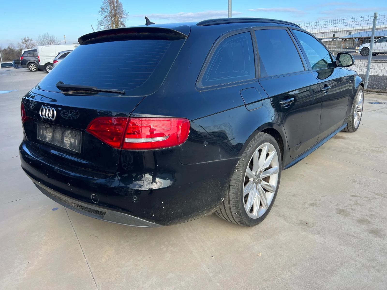 Audi A4 2.0 tdi-S-LINE - изображение 4