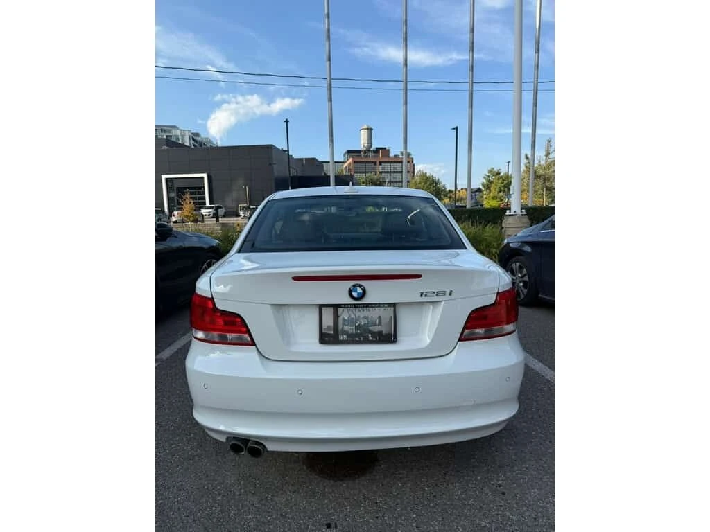 BMW 128 * 2dr Cpe 128i * CARFAX * ЦЕНА ДО БГ - изображение 4