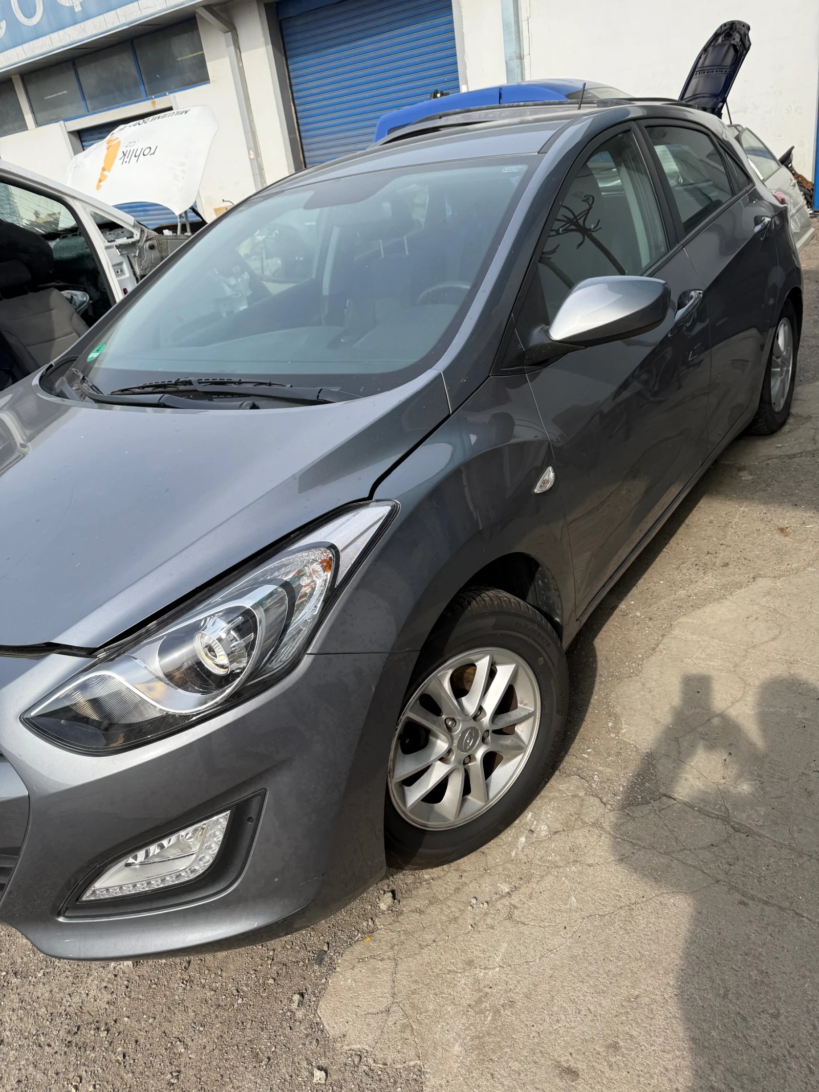 Hyundai I30 1.4, снимка 3 - Автомобили и джипове - 53720340