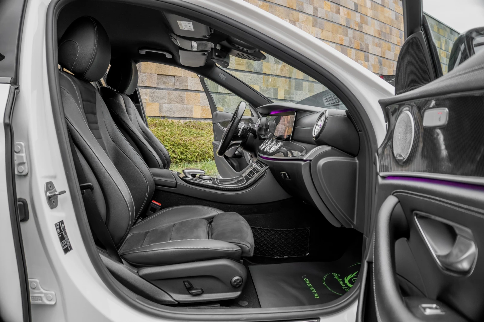 Mercedes-Benz E 350 d* BRABUS LIMITED* RED CUT* CARBON* 9G-TRONIC* FUL, снимка 11 - Автомобили и джипове - 53941215