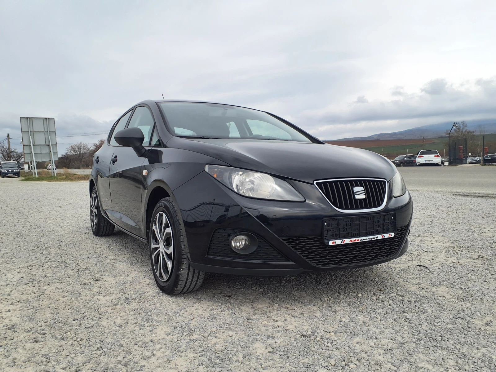 Seat Ibiza 1.2TDI NEW LINE , снимка 1 - Автомобили и джипове - 53978756