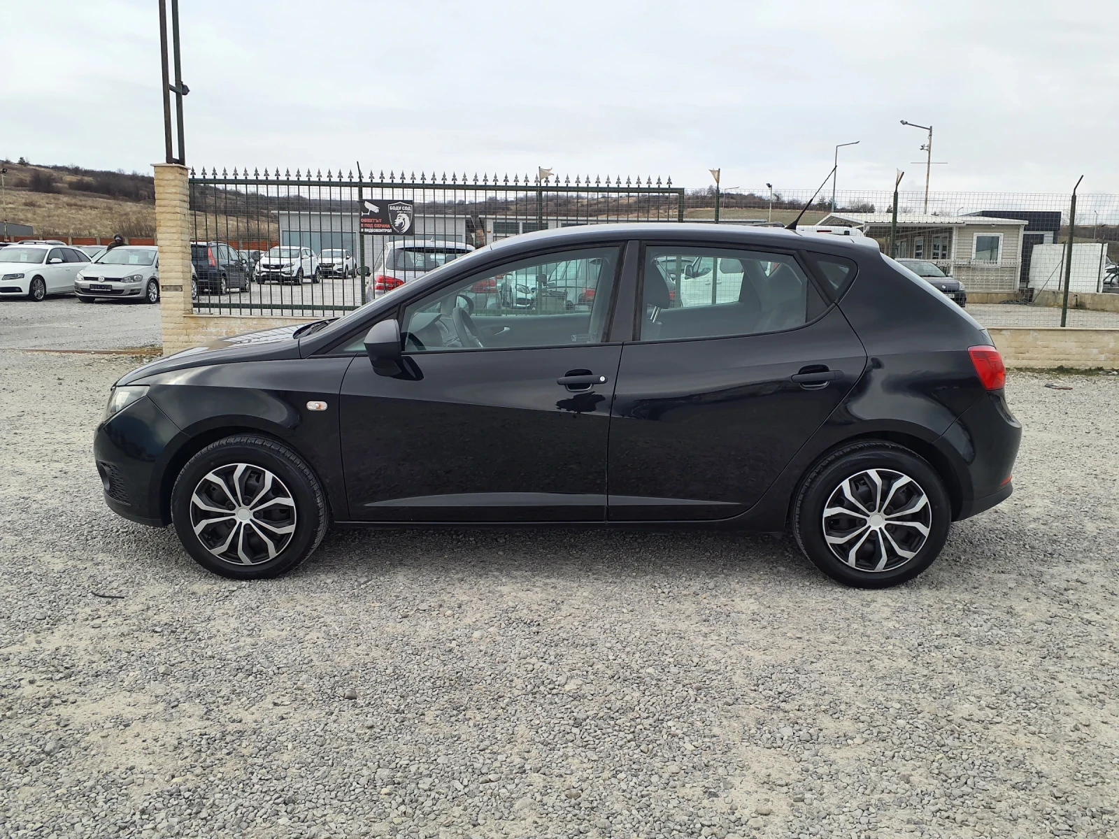 Seat Ibiza 1.2TDI NEW LINE , снимка 5 - Автомобили и джипове - 53978756