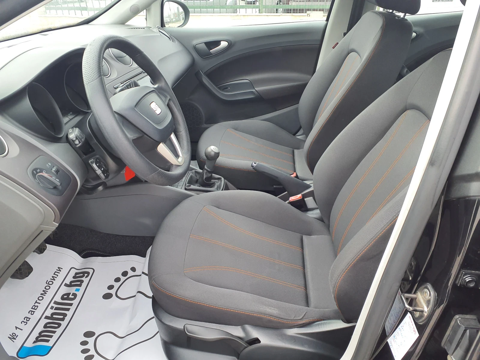 Seat Ibiza 1.2TDI NEW LINE , снимка 8 - Автомобили и джипове - 53978756