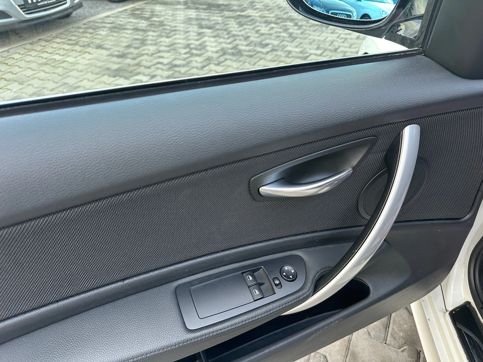 BMW 120 * FACELIFT* 2.0D* 177kc* , снимка 12 - Автомобили и джипове - 54092485