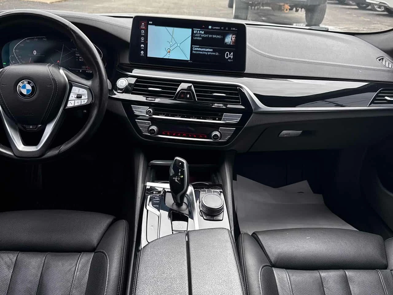 BMW 530 530i xDrive  CARFAX | Mobile.bg � ����������� 16