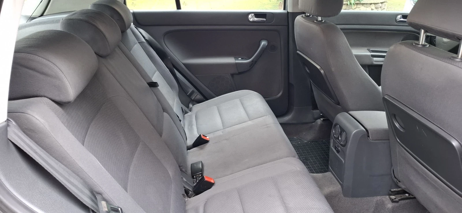 VW Golf Plus, снимка 4 - Автомобили и джипове - 54318362