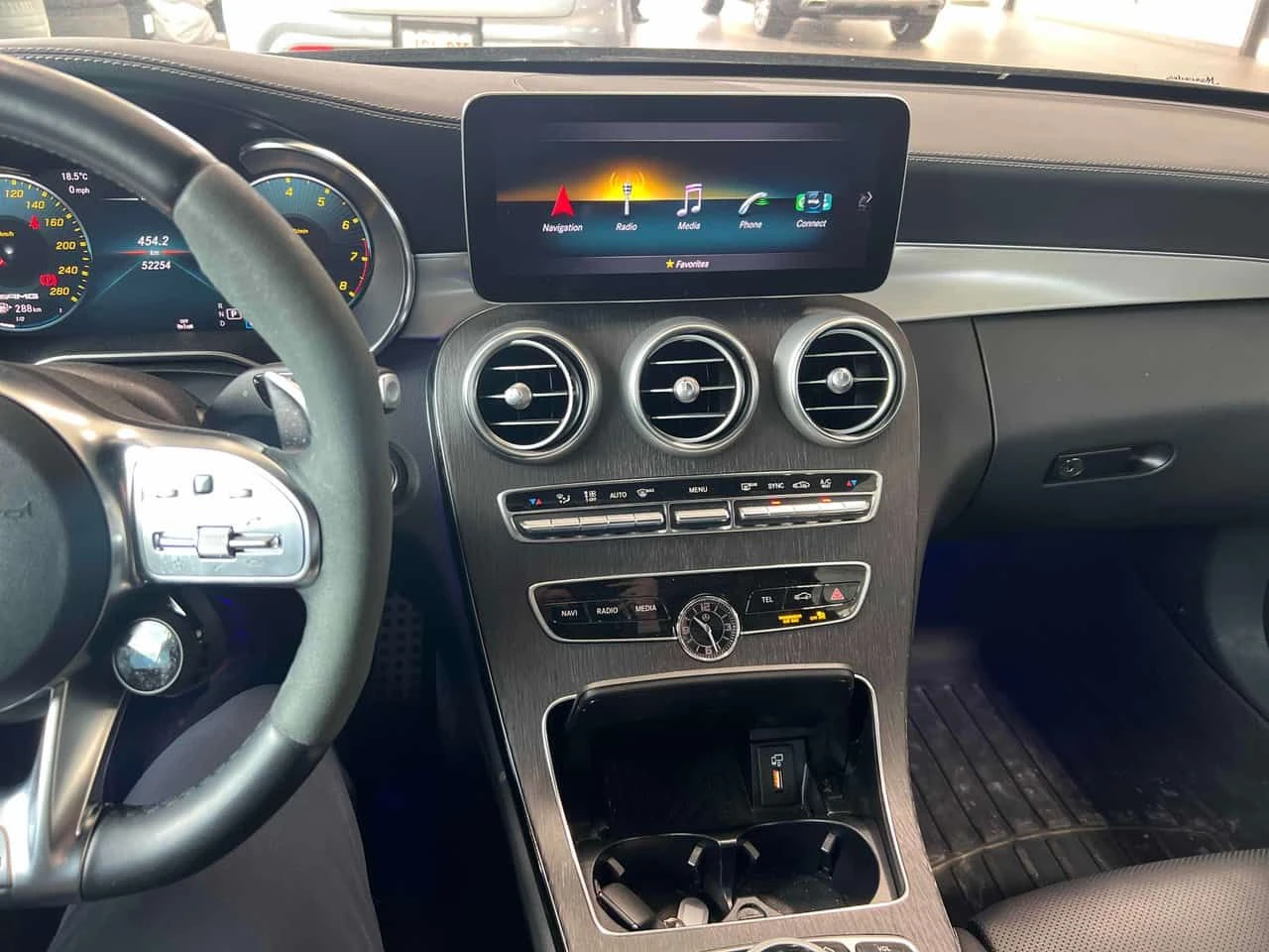 Mercedes-Benz C 43 AMG | DISTR| 360| BURMEST| ОТ ПРЕДСТАВИТЕЛСТВО| CARFAX, снимка 9 - Автомобили и джипове - 54528049
