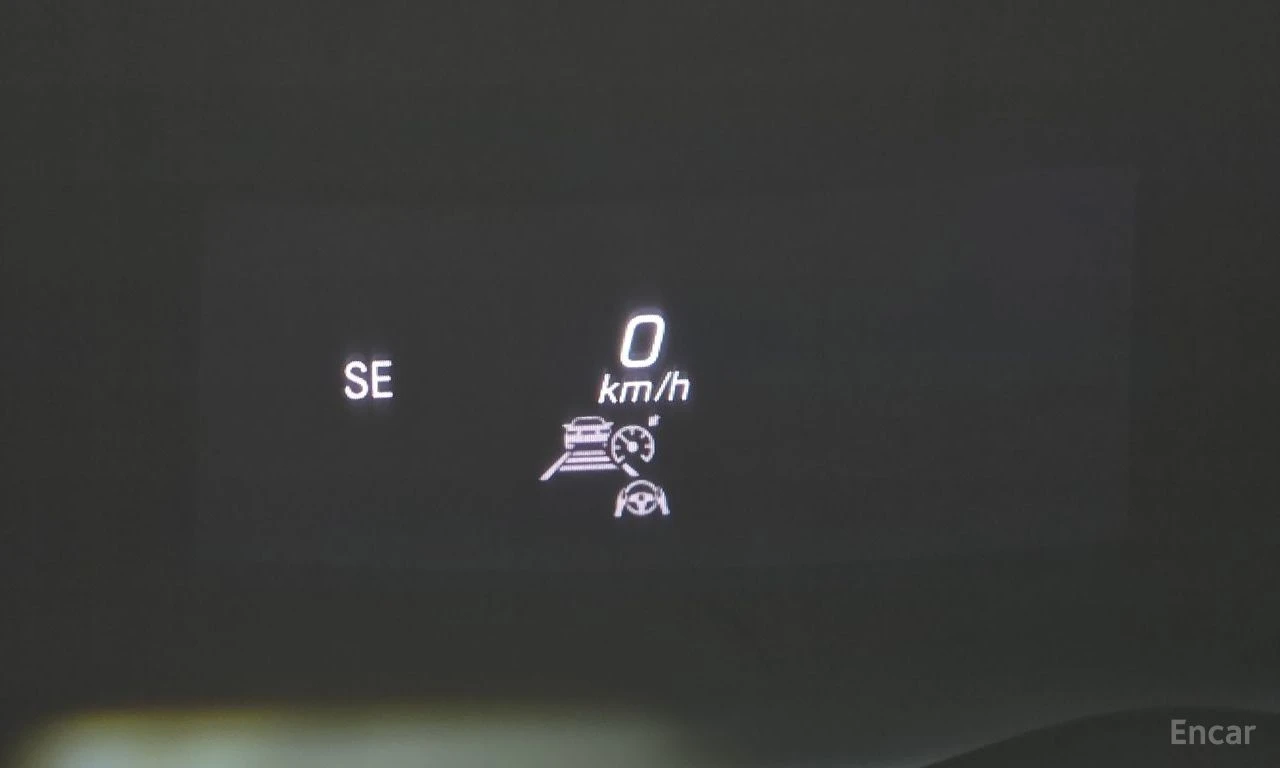 Mercedes-Benz E 350 4MATIC* AMG* LINE* BURMESTER* ХЕДЪП* ДИГИТАЛНО* ТА, снимка 12 - Автомобили и джипове - 54916306