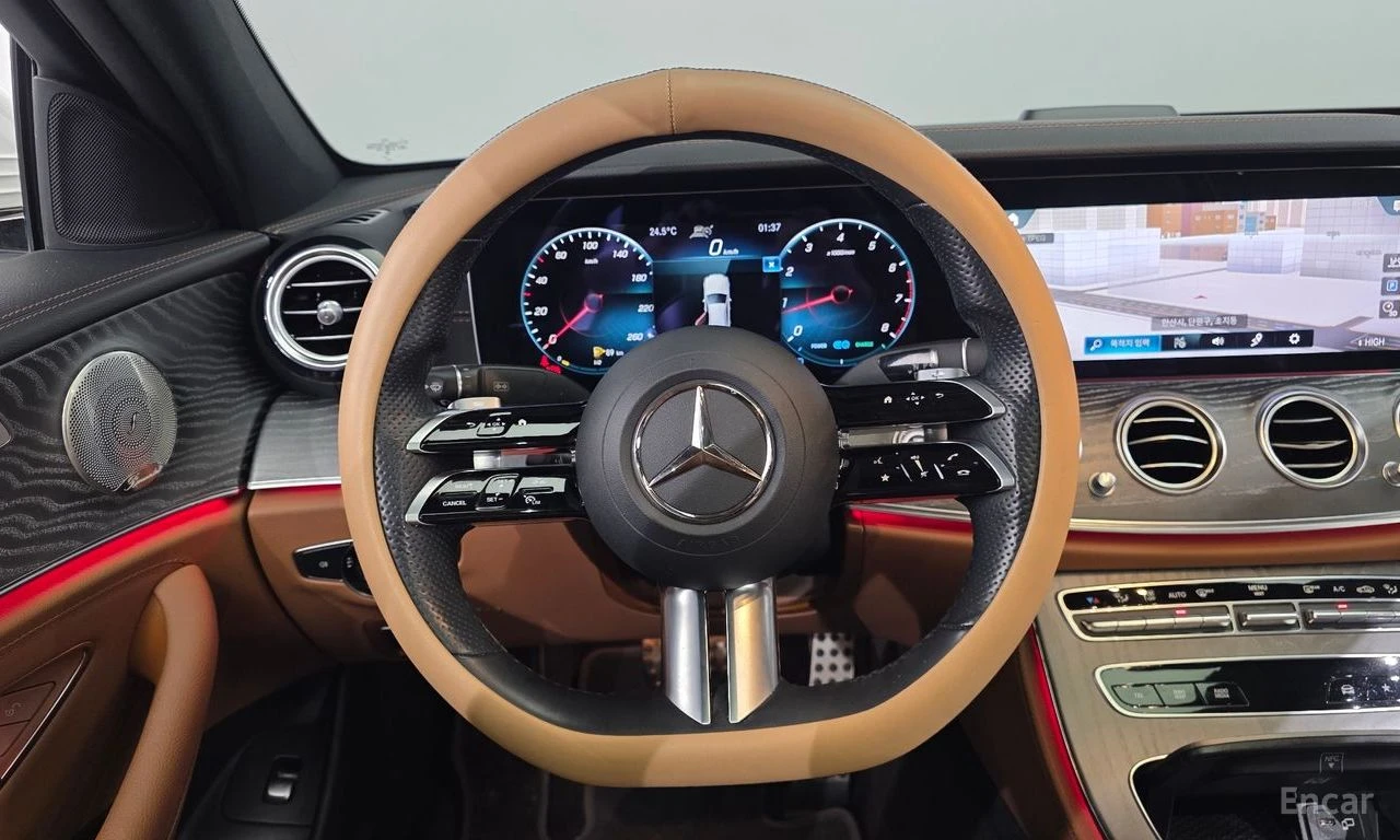 Mercedes-Benz E 350 4MATIC* AMG* LINE* BURMESTER* ХЕДЪП* ДИГИТАЛНО* ТА, снимка 8 - Автомобили и джипове - 54916306
