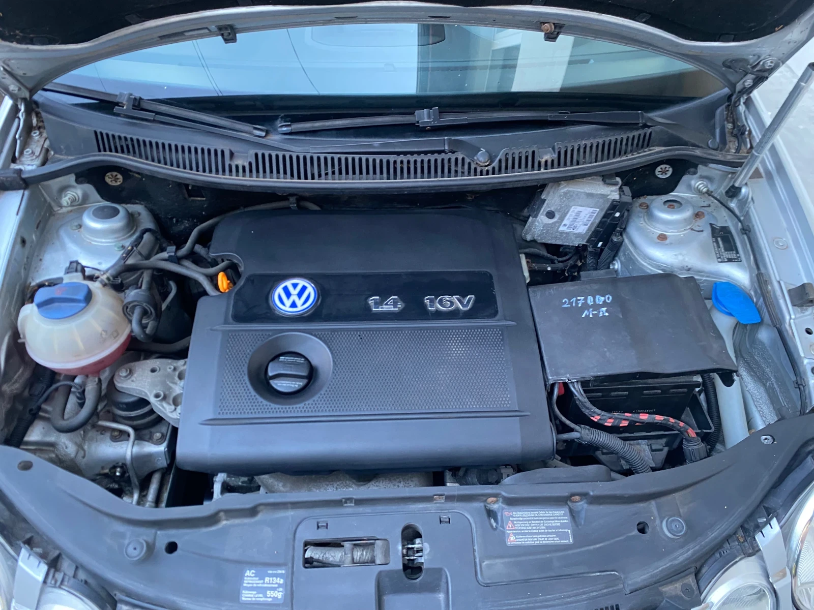 VW Polo VW Polo 1.4 Klimatronik Unikat , снимка 15 - Автомобили и джипове - 54934692
