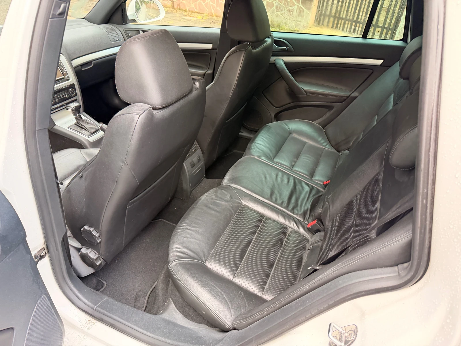 Skoda Octavia, снимка 6 - Автомобили и джипове - 55076285