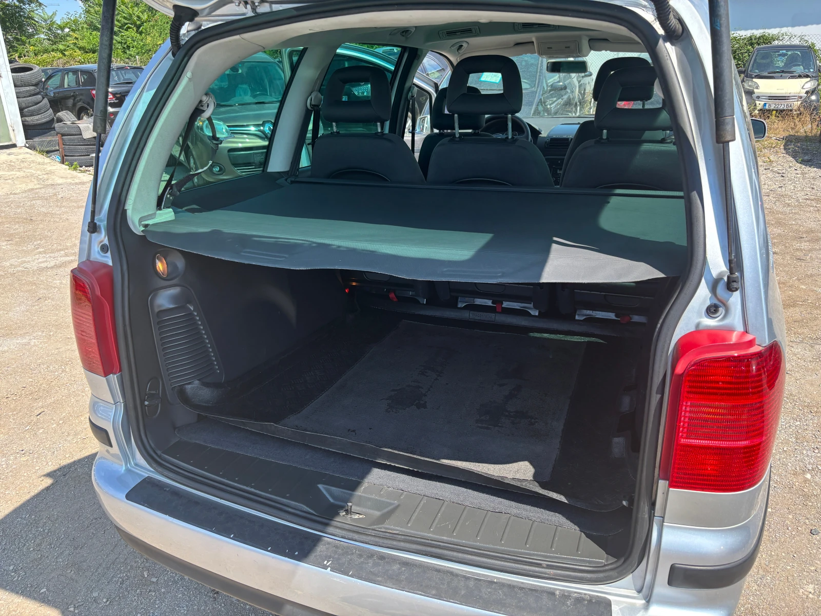 Seat Alhambra 2.0 БЕНЗИН/ГАЗ 7 МЕСТА, снимка 13 - Автомобили и джипове - 55199185