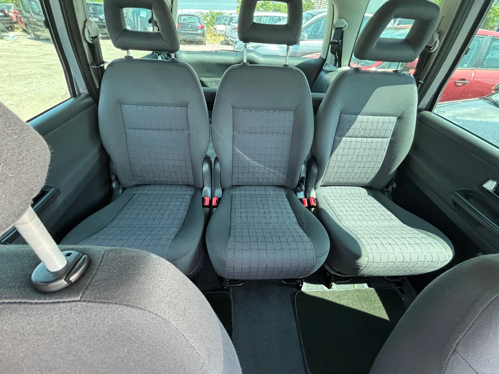 Seat Alhambra 2.0 БЕНЗИН/ГАЗ 7 МЕСТА, снимка 16 - Автомобили и джипове - 55199185