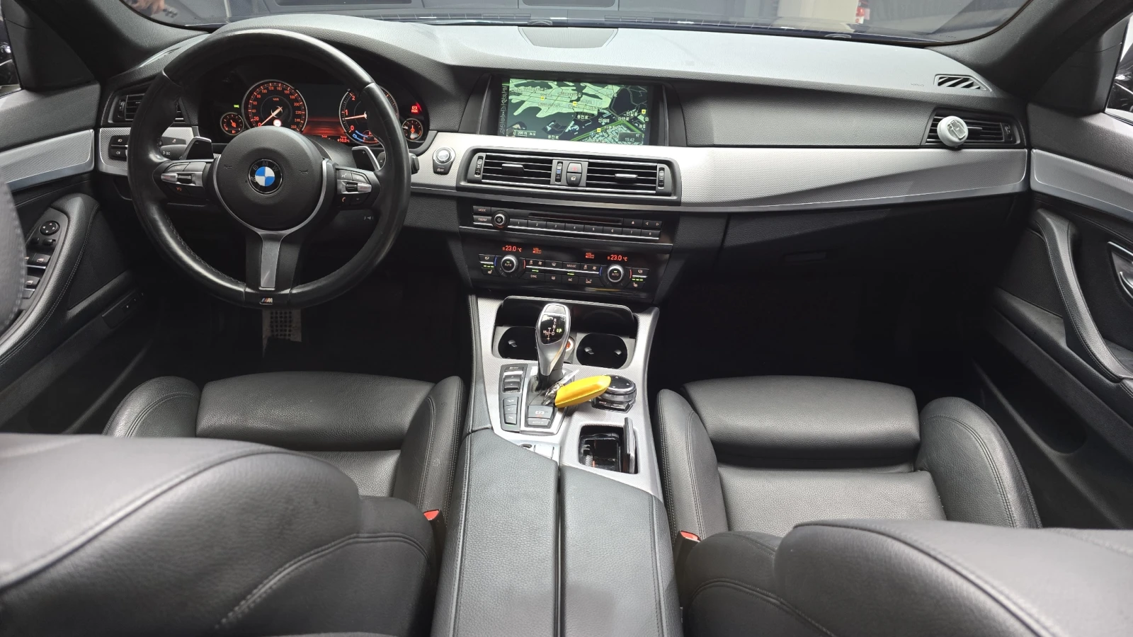 BMW 530 D Xdrive M Sport, снимка 8 - Автомобили и джипове - 55405941