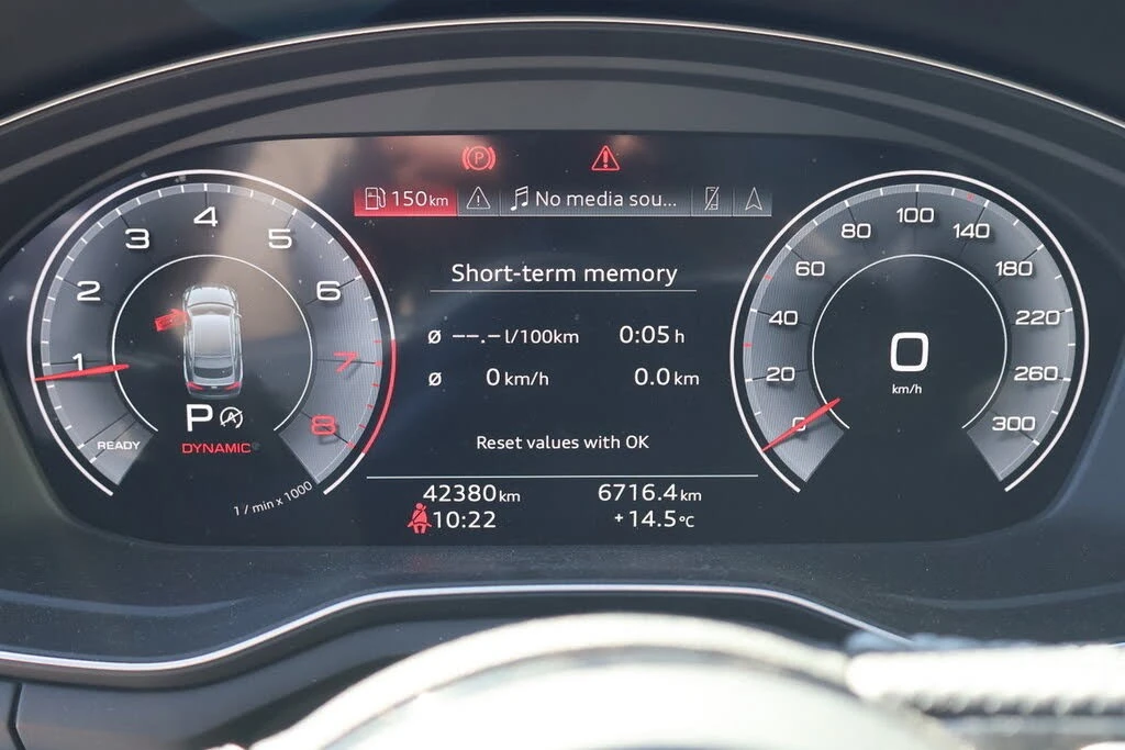 Audi A5 * QUATTRO * PANO * Автокредит * (Цена до България), снимка 14 - Автомобили и джипове - 55572014