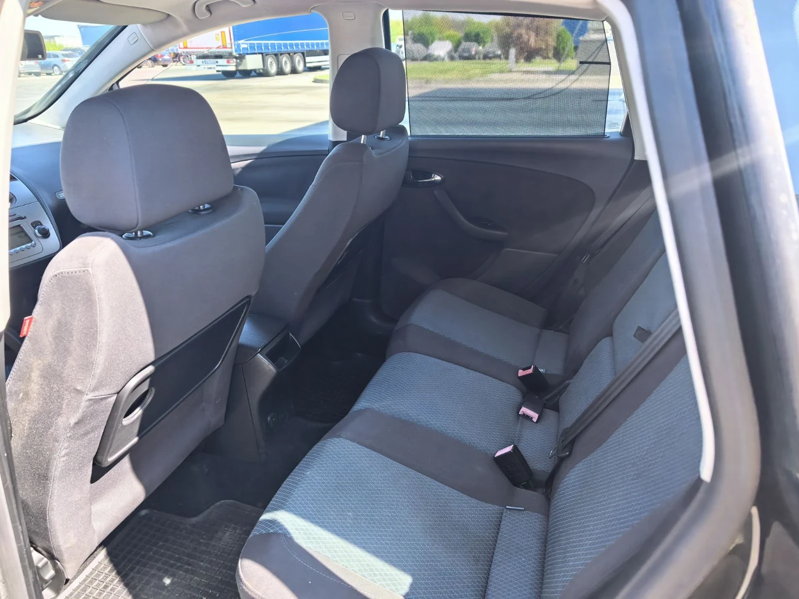 Seat Altea, снимка 9 - Автомобили и джипове - 56731903