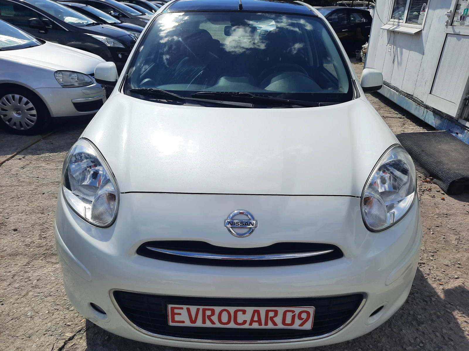 Nissan Micra 2013та КАТО НОВА Е, снимка 6 - Автомобили и джипове - 56210301