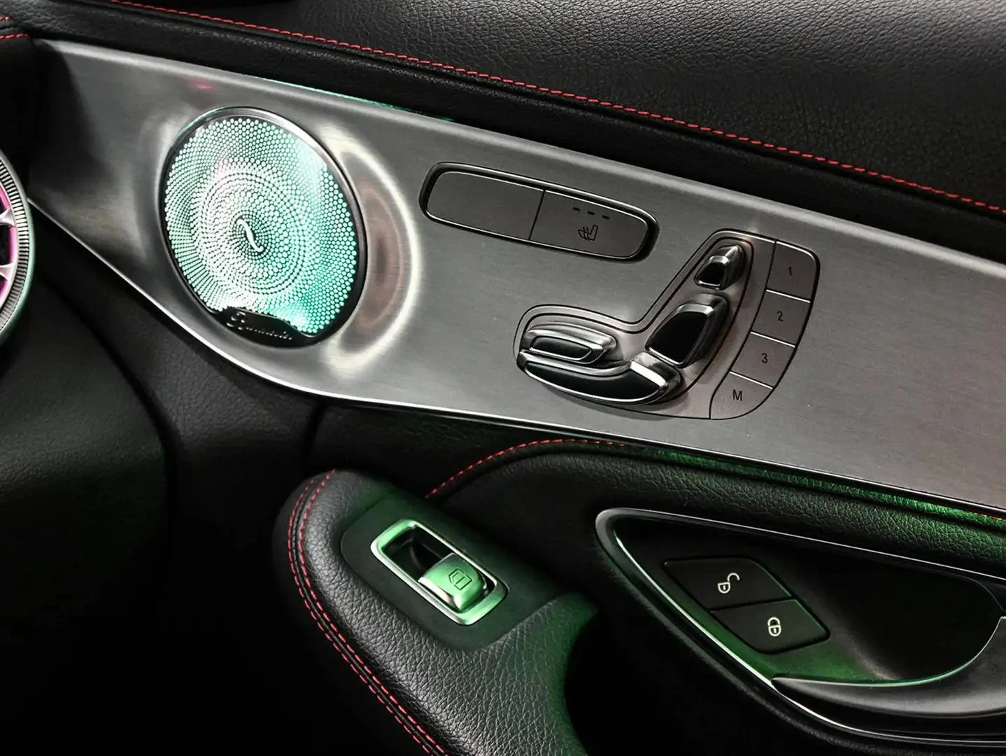 Mercedes-Benz C 43 AMG 360* HUD* PANO* KEYLESS GO* DIS* LED* CARBON* ���� | Mobile.bg � ����������� 16