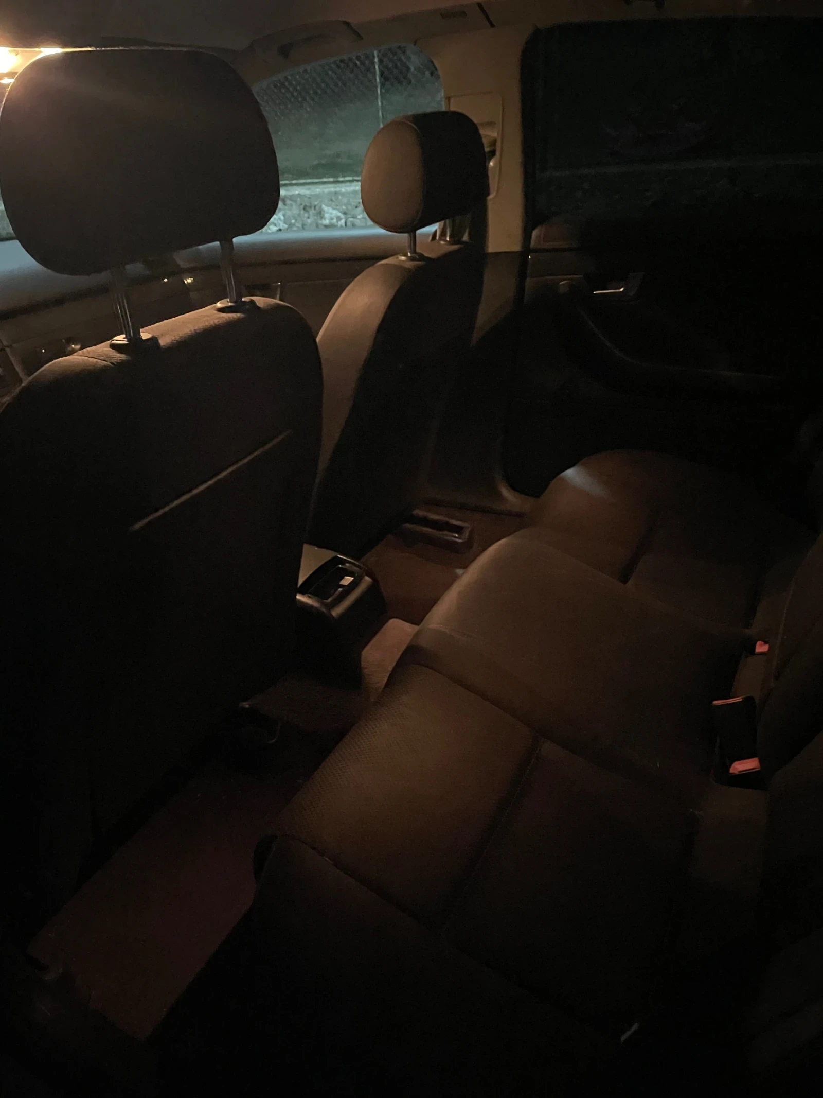 Audi A4, снимка 6 - Автомобили и джипове - 56403758