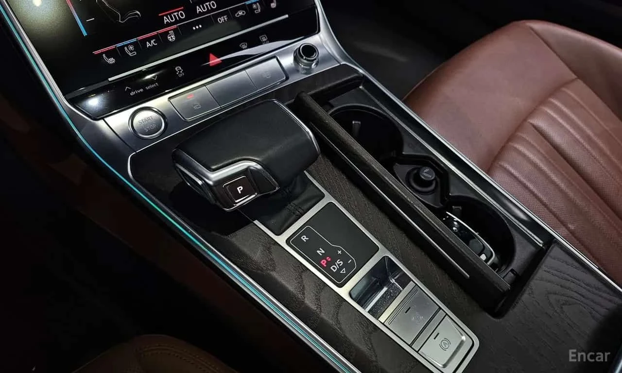 Audi A6 / ДИСТРОНИК / ХЕД-ЪП / ОБДУХВАНЕ / 360, снимка 9 - Автомобили и джипове - 56431384