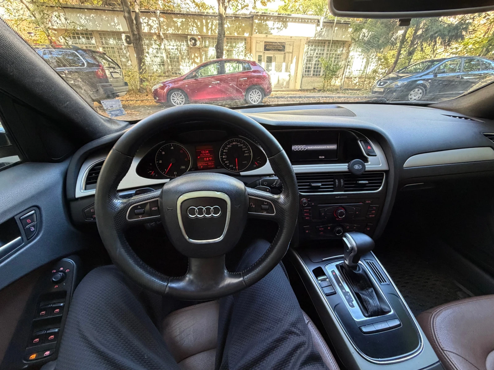 Audi A4, снимка 10 - Автомобили и джипове - 56624691