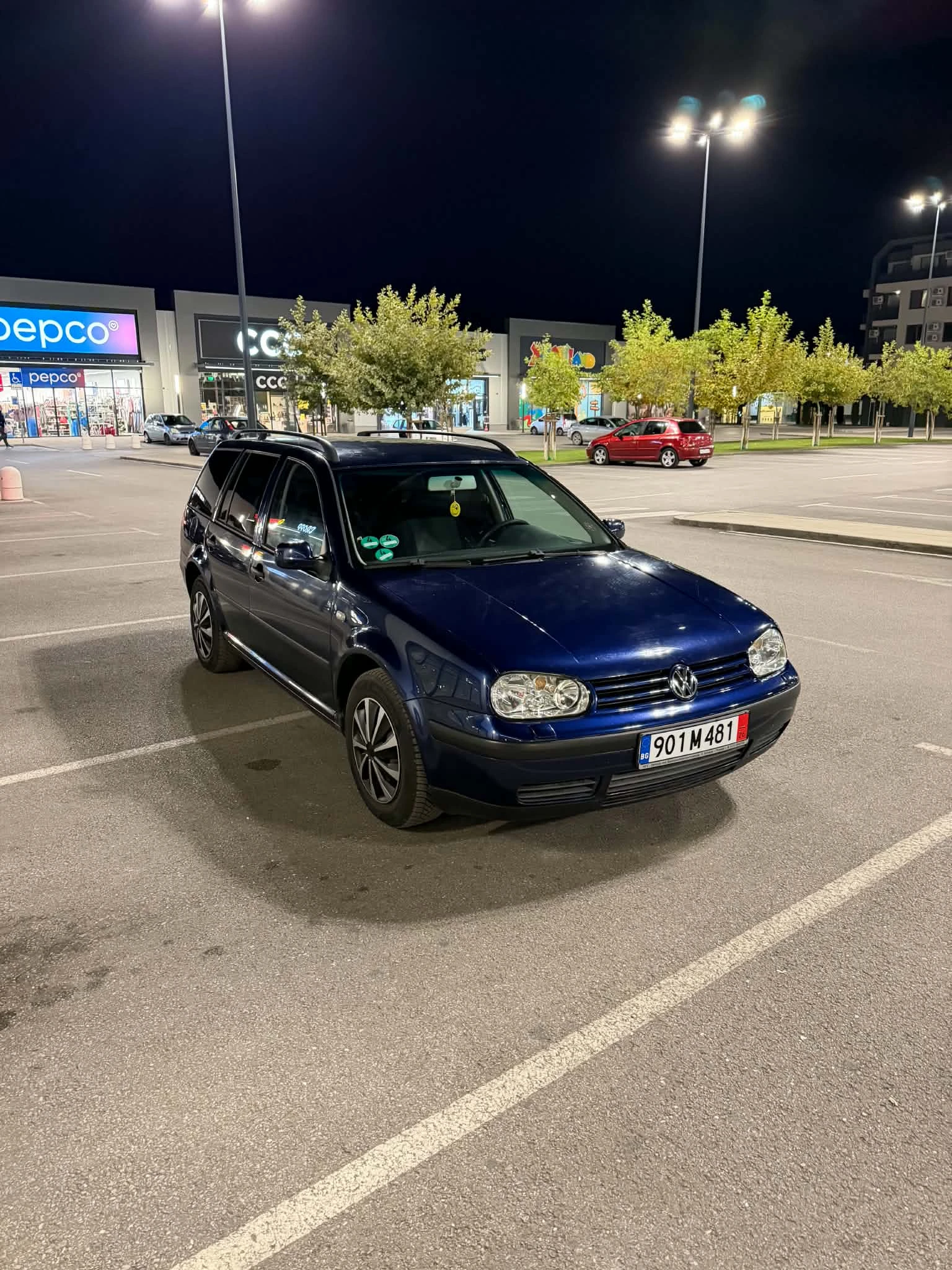 VW Golf, снимка 3 - Автомобили и джипове - 56637039