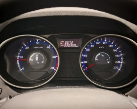 Hyundai IX35 2.0D 4WD  - 7600 € / 14864.31 лв. - 75042454 14