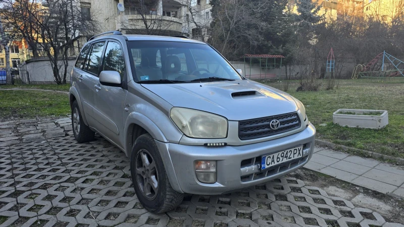 Toyota Rav4 2.0 D4D, AWD, 4 doors, снимка 1 - Автомобили и джипове - 49510799